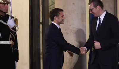 Vučić razgovarao sa predsjednikom Francuske