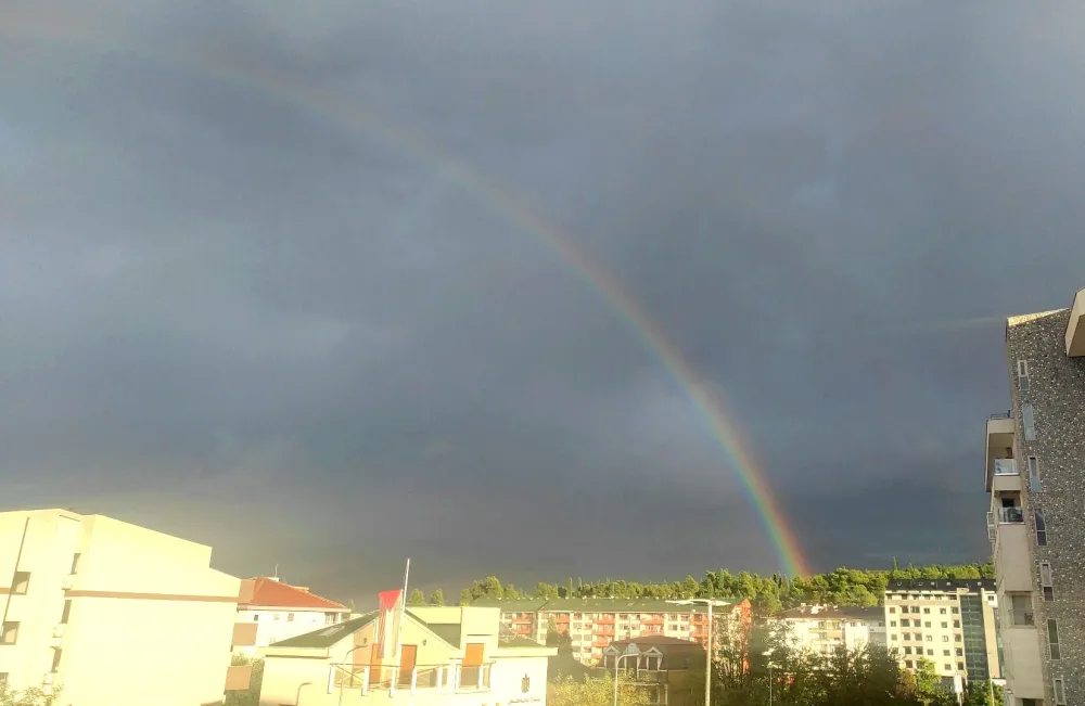 (VIDEO) Duga iznenadila Podgoričane nakon ki&scaron;e