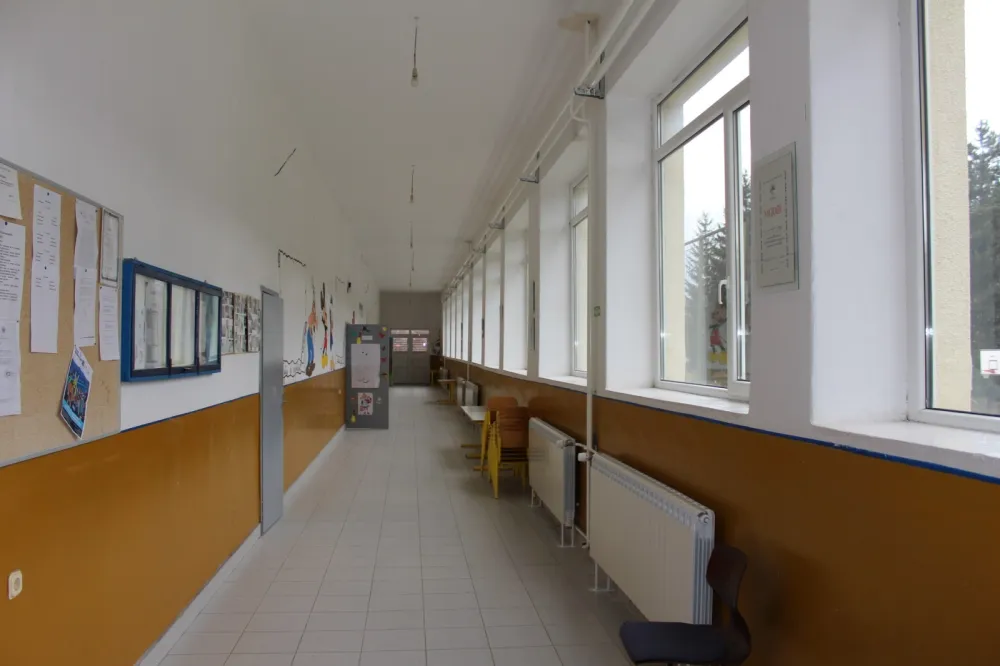 Lozna: Zavr&scaron;ena ugradnja centralnog grijanja u JU O&Scaron; "Rifat Burdžović Tr&scaron;o"