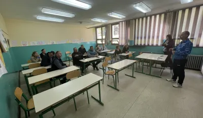 Grupa roditelja iz Sutivana pozvala nadležne institucije da reaguju: Tvrde da osnovac priјeti da će ubiti 30 đaka