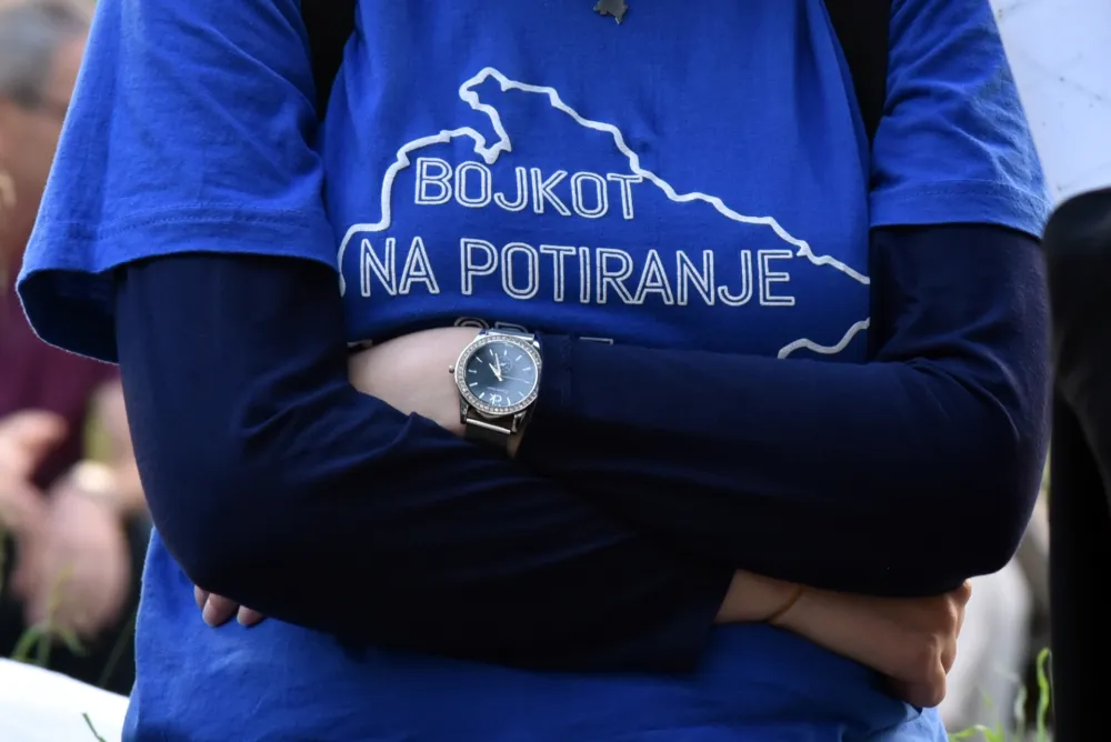 Bojkot popisa protest, bojkot popisa, nijesmo doma, popis, bojkot