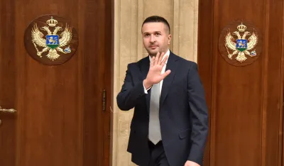 Boris Pejovic, 44 Vlada Crne Gore, Vlada Crne Gore, Izbor 44 Vlade Crne Gore,premijer,mandatar, Skupstina Crne Gore 28 saziv, Sjednica Skupstine Crne Gore 28 saziva, Sjednica Skupstine Crne Gore, Nastavak sjednice Skupstine Crne Gore 28 saziva