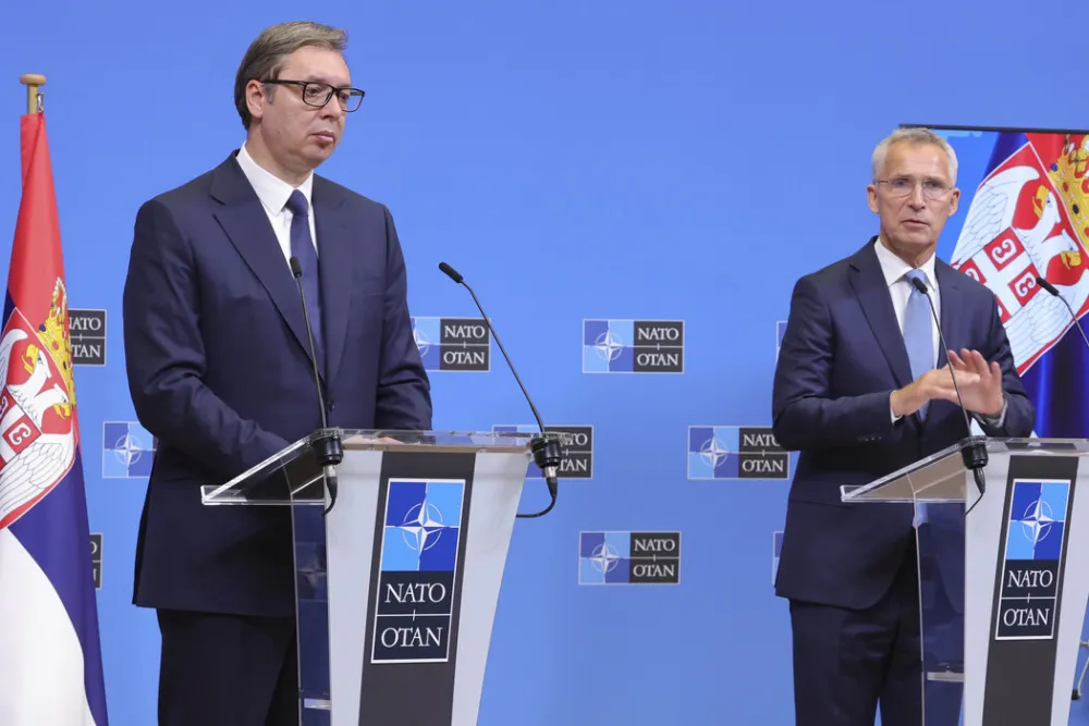 Aleksandar Vučić i Jens Stoltenberg u Briselu