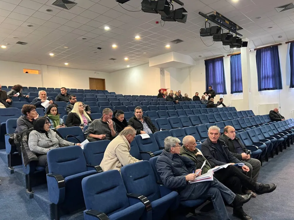 Сједница СО Андријевица почела, па прекинута