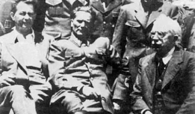 Тито и чланови Националног комитета са Шубашићем на Вису, 1944. године