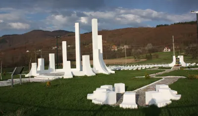 Partizansko spomien groblje Breza u_Kola&scaron;inu