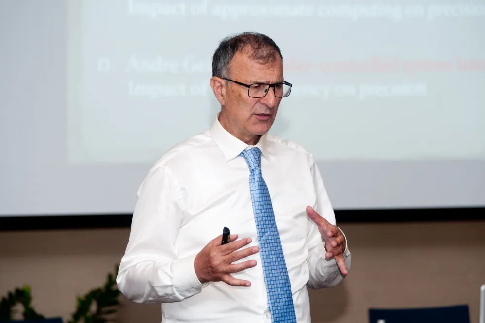 CANU: Predavanje dr Veljka Milutinovića