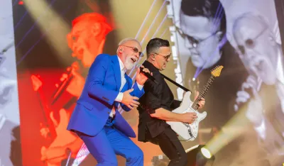 DIno Merlin na prvom od četiri koncerta u Zagrebu