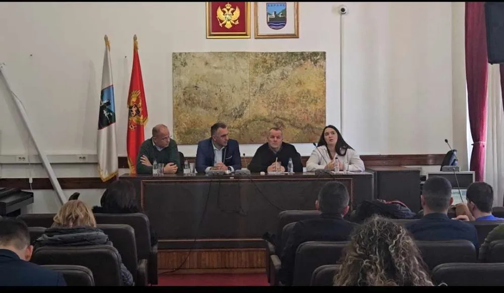 Sa tribine na temu "Saradnja NVO i lokalnih uprava u borbi protiv korupcije"