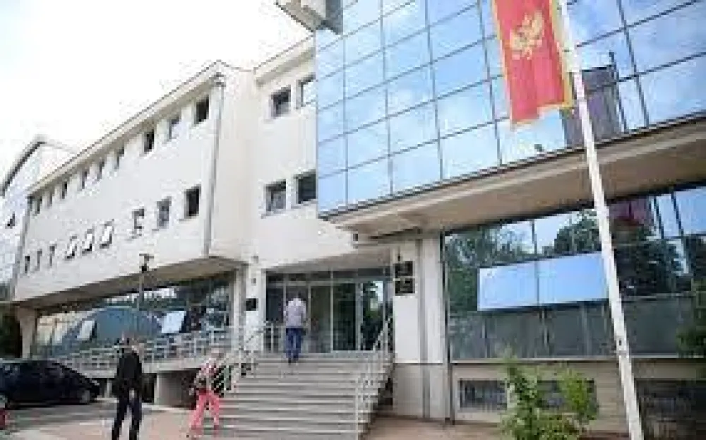 Зграда у којој се налазе Завод и Министарство просвјете