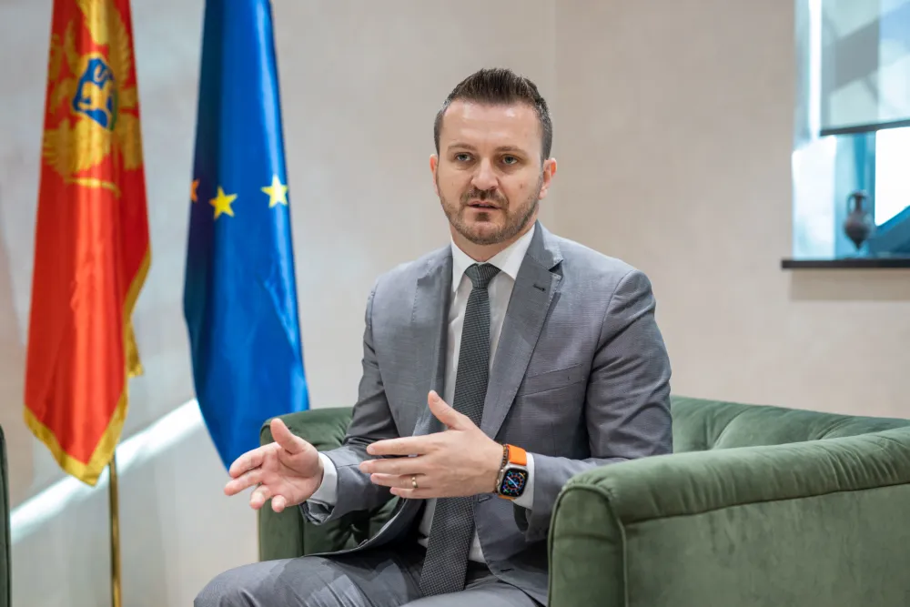 Dukaj za "Dan": Crna Gora bezbјedniјa od hakera, uvodimo onlaјn praćenje kazni