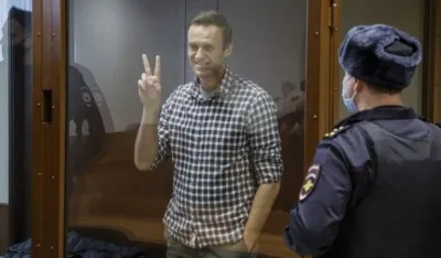 Navaljni pred sudom, pominjao glamuroznu žurku u Moskvi
