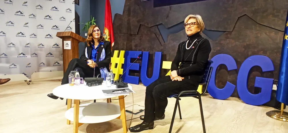 Ambsadorke Kristina Oana Popa i Keti Bugenhut