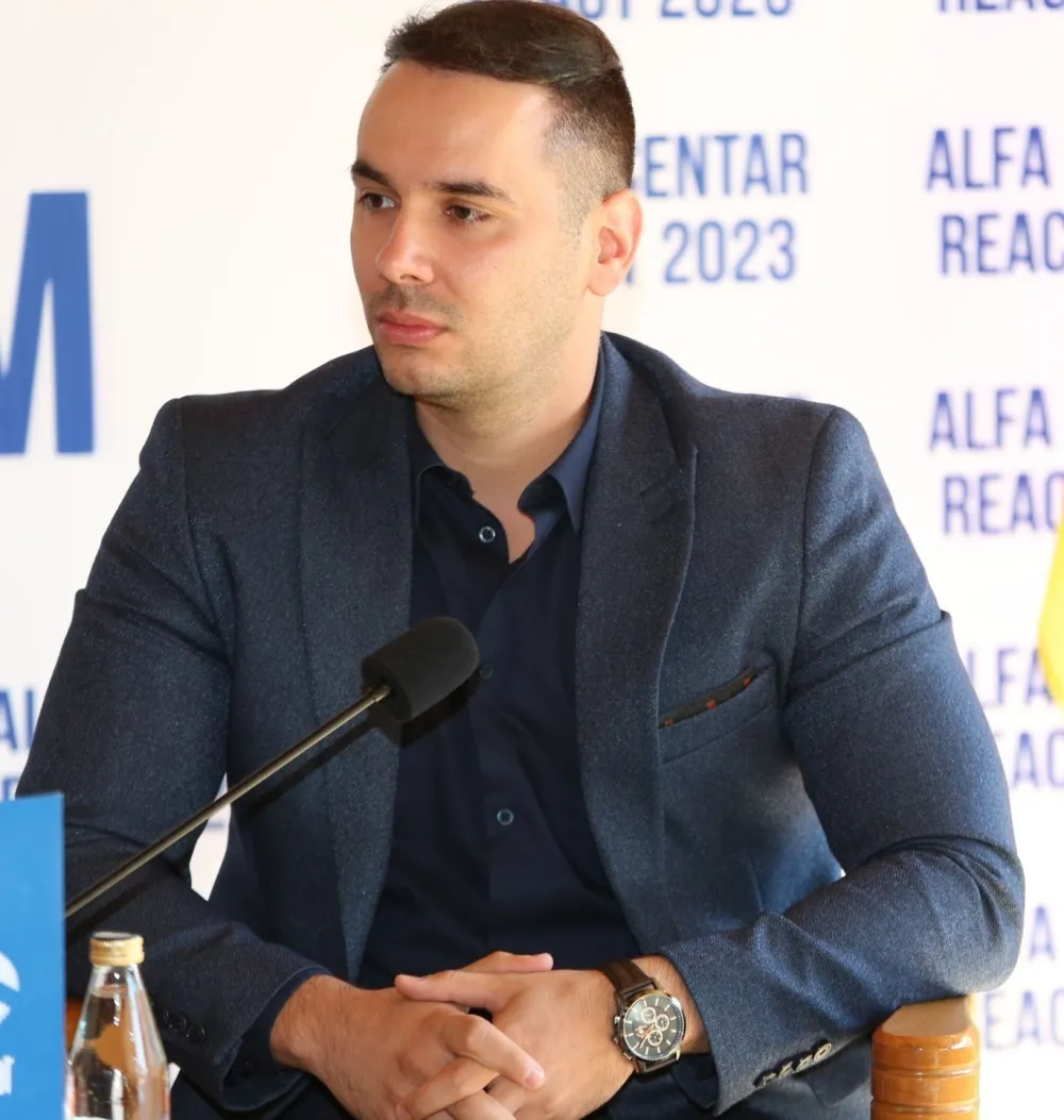Direktor NVO "Alfa centar" za "Dan": Sukob Milatovića i Spaјića promiјeniće političku scenu