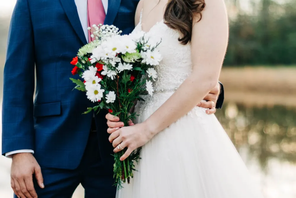 FOTO: Unsplash - Daniel Foster, vjenčanje, mladenci, brat - ilustracija
