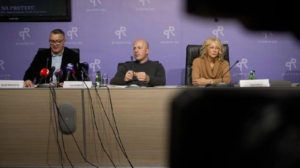 Sa konferencije za medije