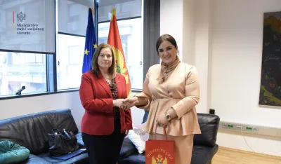 Raajzing Rajnke i ministarka Ni&scaron;ić