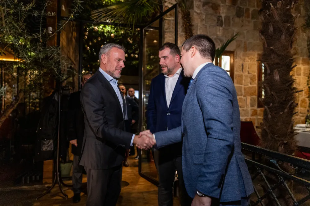 Bečić na sastanku sa Bauerom