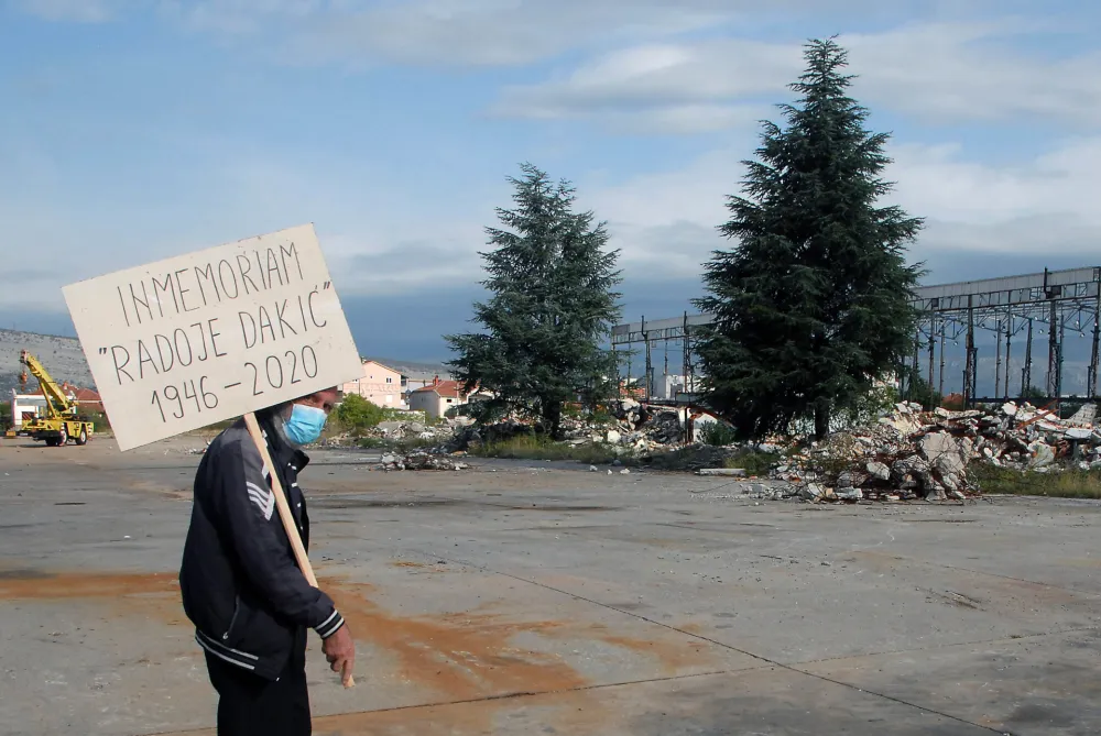 radoje dakic fabrika protest