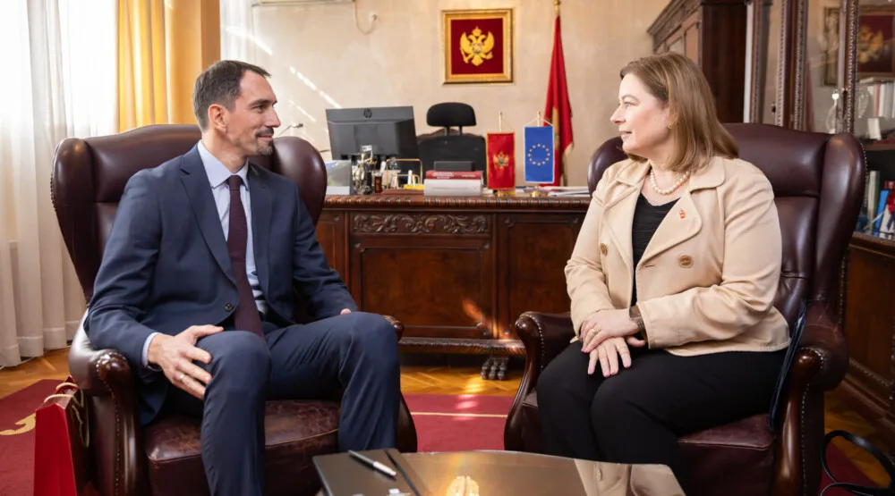 Marković i Džudi Rajzing Rajnke