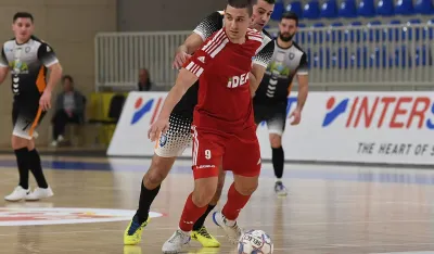 &Scaron;ampion silan na startu