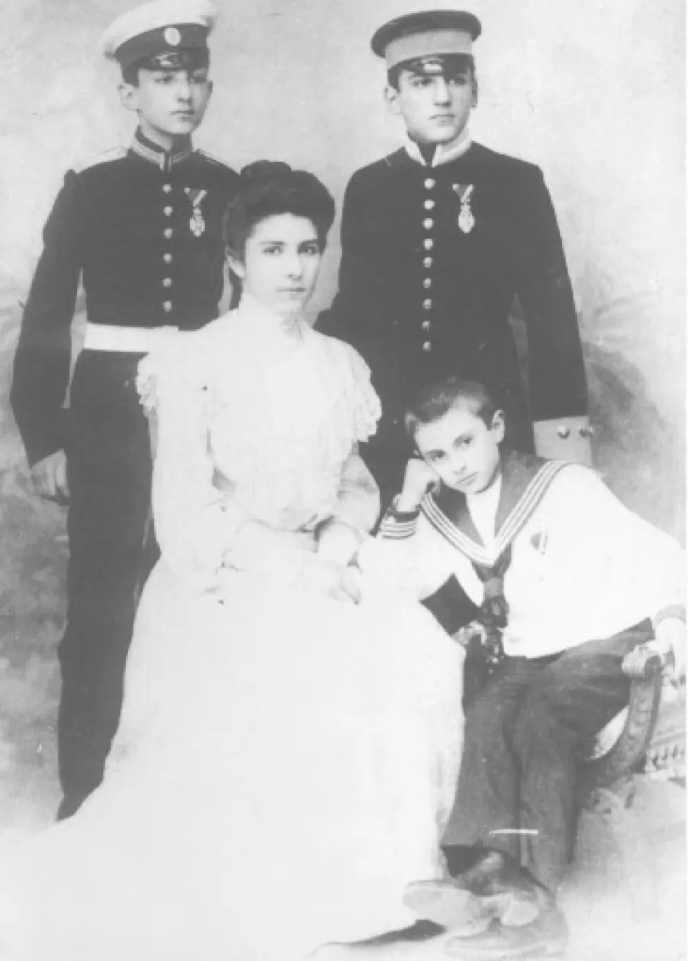 Јелена, Ђорђе, Александар и Павле Карађорђевић у младости 