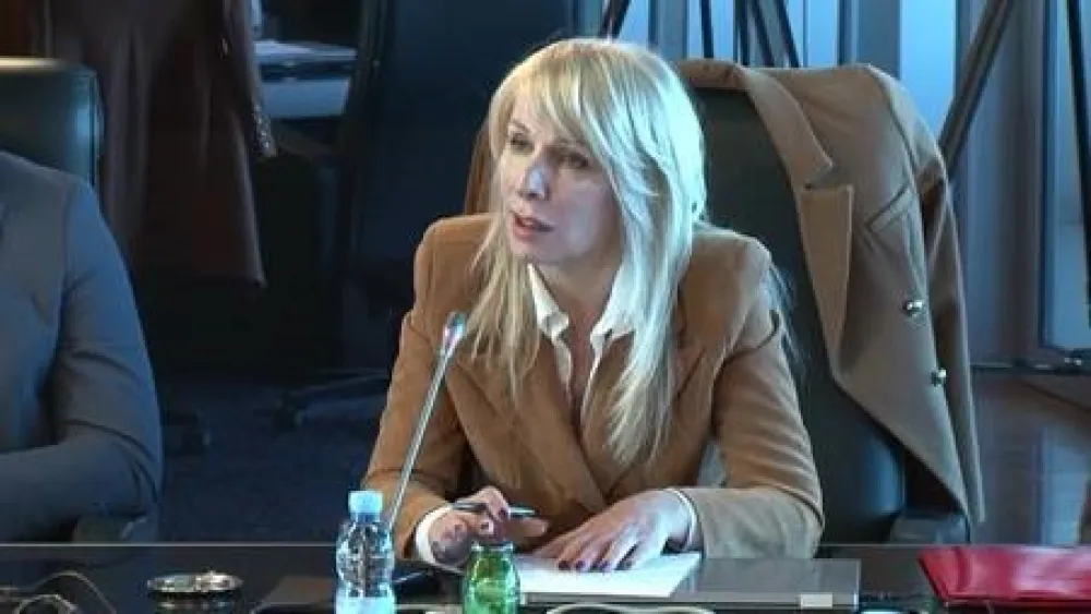 Slijedi li poskupljenje vode: Svi u njih sipaјu, vodovodna preduzeća prosipaјu