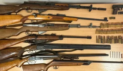 Uhap&scaron;en Nik&scaron;ićanin zbog nezakonitog držanja sedam pu&scaron;aka, pi&scaron;tolja i eksplozivne naprave
