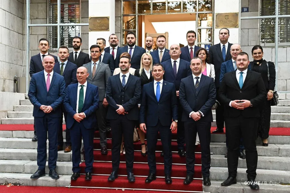 Влада премијера Милојка Спајића