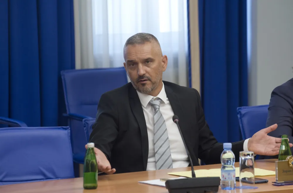 Danas zavr&scaron;nica bitke Demokrata i PES-a oko direktora policije: Brđanin pred trećom smjenom za manje od godinu