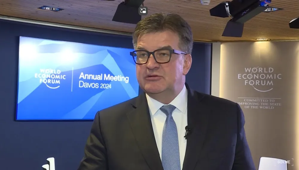 Miroslav Lajčak na Kosovu: Razgovori o zabrani dinara
