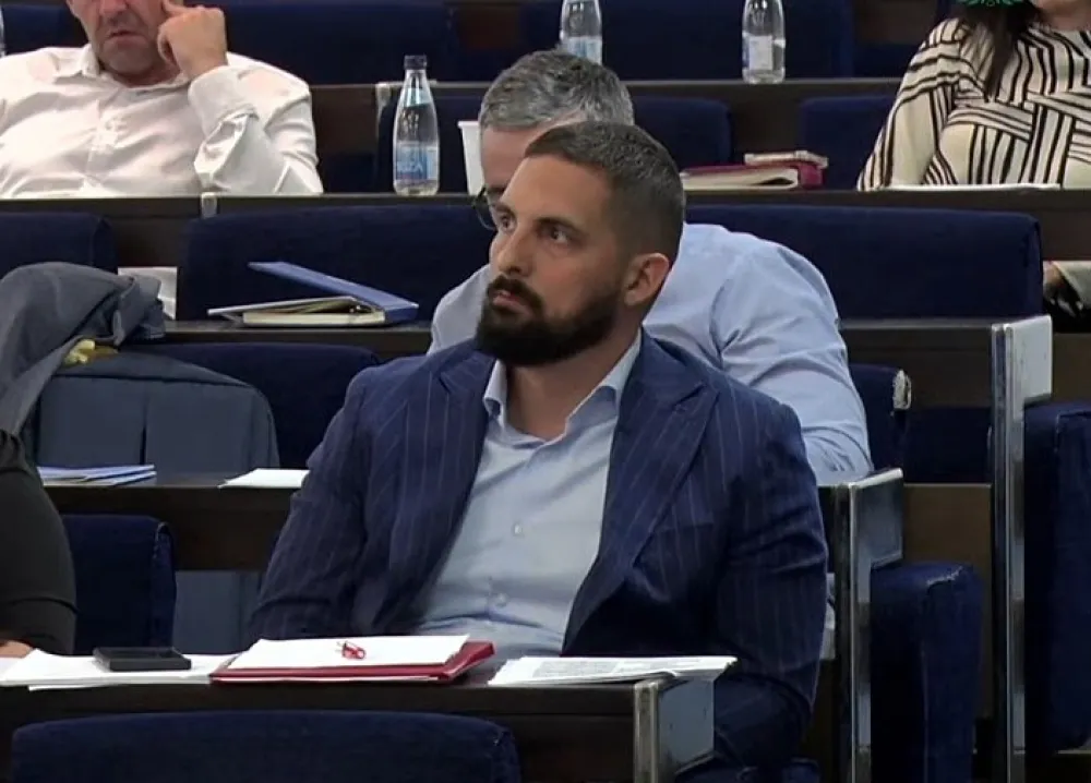 Leković povukao Predlog zakona o biračkom spisku