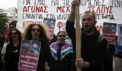 (VIDEO) Sukobi u Grčkoj tokom studentskih demonstracija, pet osoba povrijeđeno