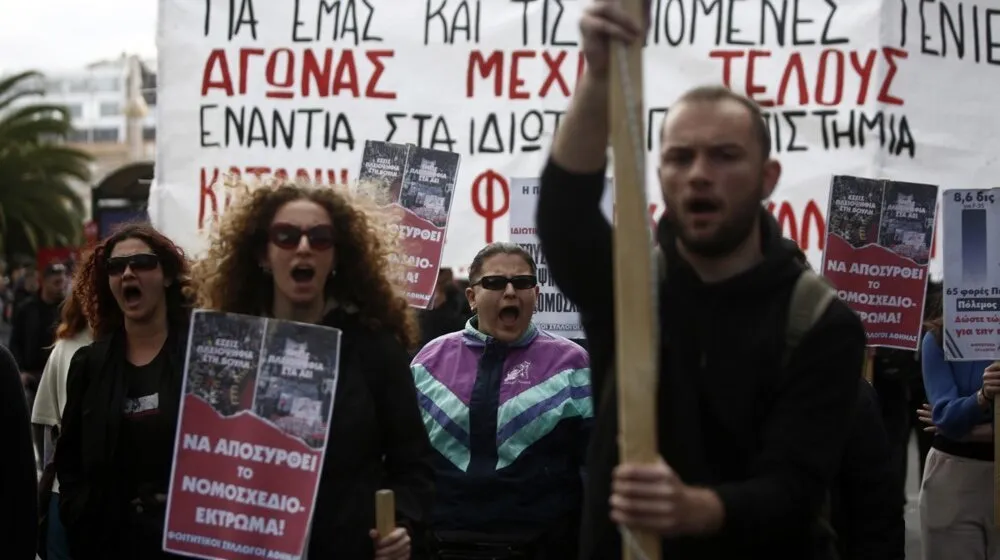 (VIDEO) Sukobi u Grčkoj tokom studentskih demonstracija, pet osoba povrijeđeno
