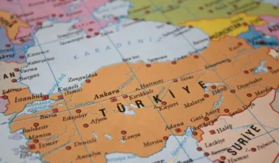 U Turskoj privedeni osumnjičeni za veze sa Islamskom državom
