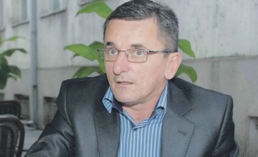 Radulović: Vlada i ministar improvizovali, odluka nezakonita
