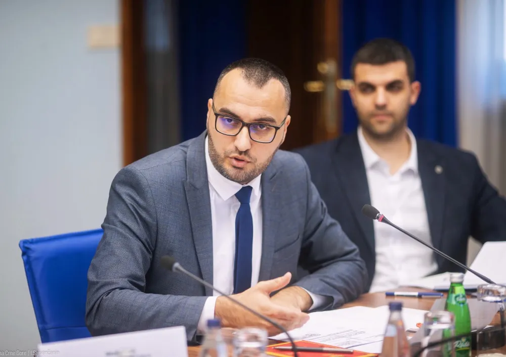 Stjepović Dragoviću: Spajić i njegovi ministri brutalno suspendovali zakon kroz pravno bezakonje