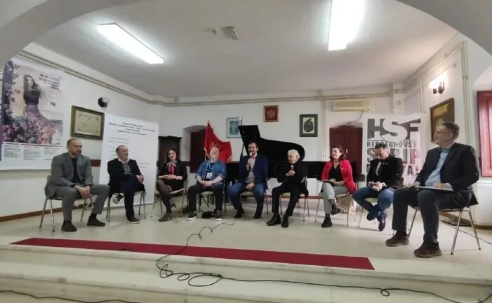 sa panel diskusije