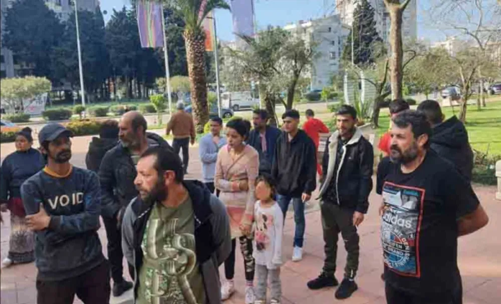 Romske porodice protestovale ispred Op&scaron;tine