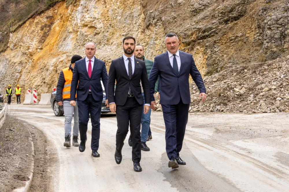 Radulović: Počela sanacija klizi&scaron;ta Dobrakovo između dva granična prelaza