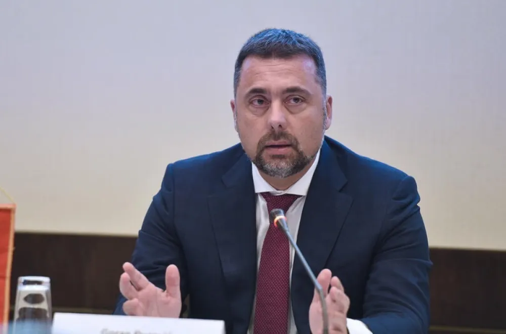 Đurović: Spajić lo&scaron;e iskopirao "STOP inflaciji", od obećanog smanjenja cijena za 5000 proizvoda građani dobili samo za 41