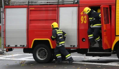 Vatrogasci rade sa opremom starom osam i po godina