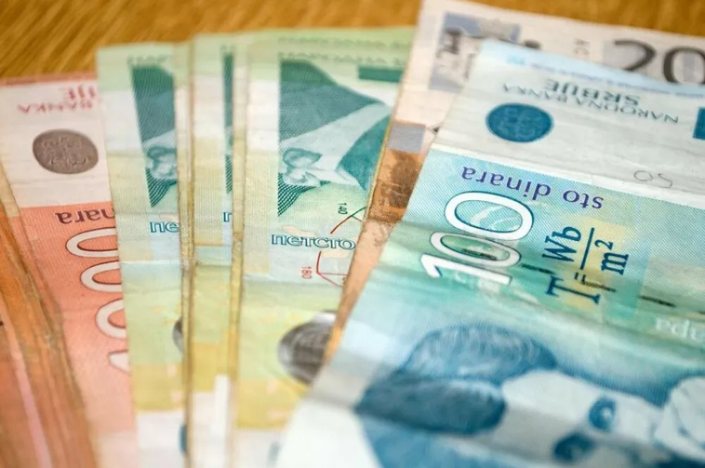 U Briselu novi sastanak u upotrebi dinara na Kosovu