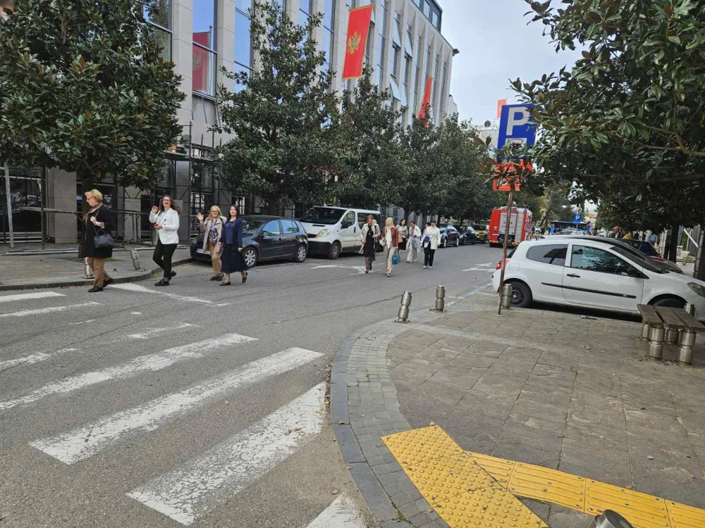 Podgorica: Dojave o bombama u zgradama Osnovnog, Ustavnog i Vi&scaron;eg suda