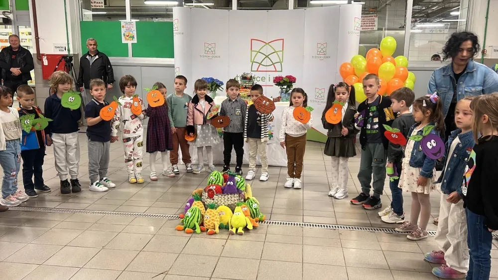       Tržnice i pijace proslavile 17. rođendan: Zbog voća smo zdravi kao zdravoljupci