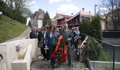 Vućić Popović prisustvovala polaganju vijenca na spomenik stradalim bugarskim učenicima u Bijelom Polju