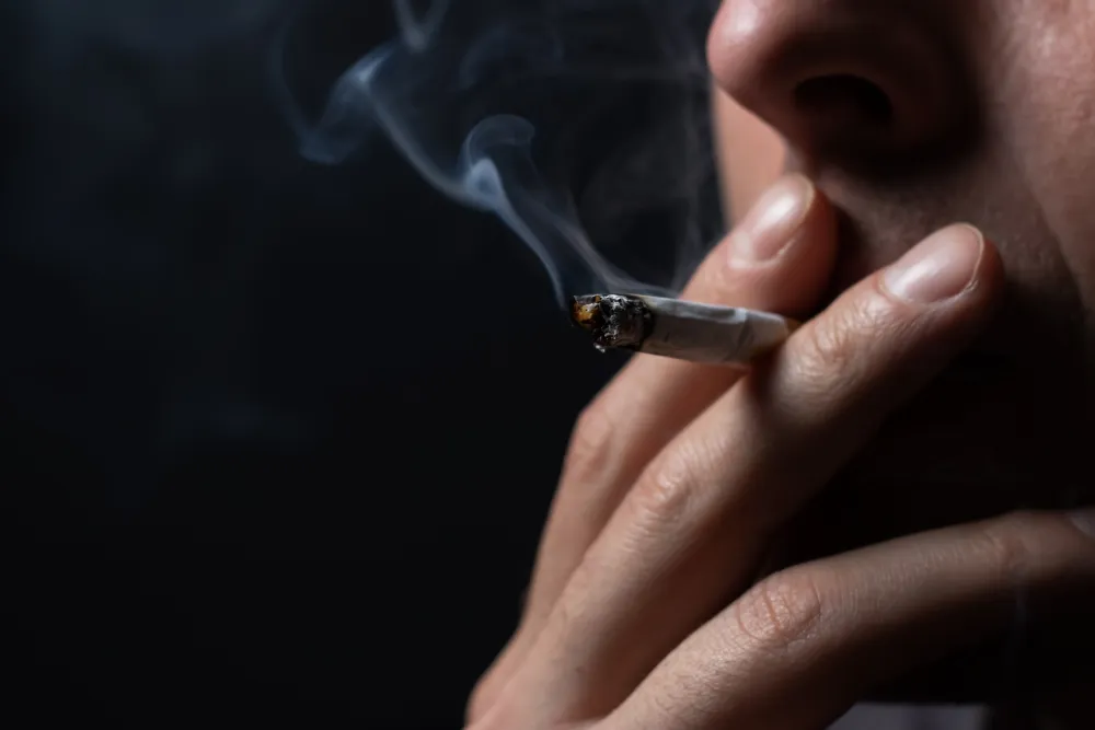Troјe zaposlenih u Ministarstvu poljoprivrede uhvatili sa cigaretama, kažnjeni po 30 eura