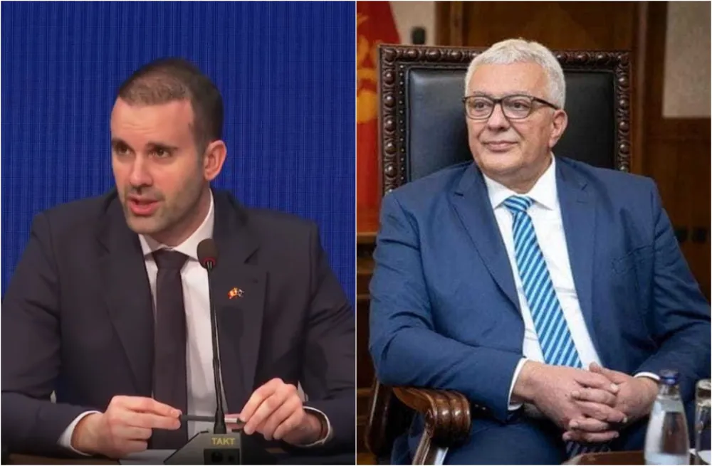 Protokolarni pokloni: Spaјiću darivali i voјni nož, Mandiću uokvirenu sliku Moskve