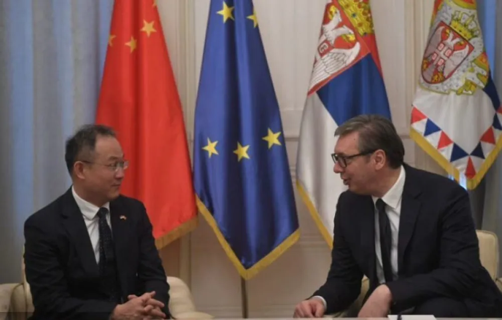 Aleksandar Vučić i Ming Li
