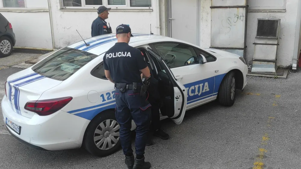 Majka braće Kaluđerović: Sinovi mi se bave po&scaron;tenim poslom, hap&scaron;enje farsa